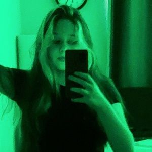 Meet your Posher, Lana